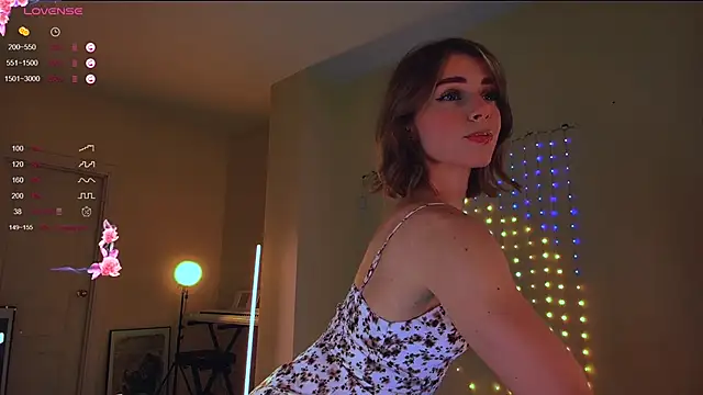 Arielle  03 online show from 12.21.25