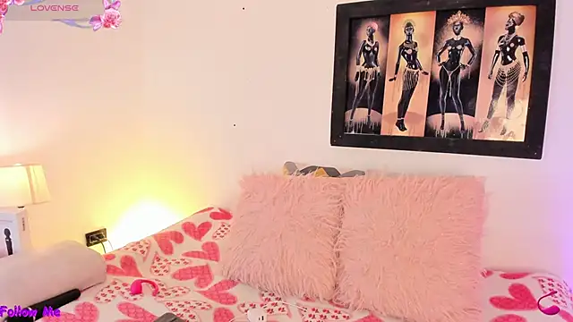 SophieRossi online show from 09.17.25