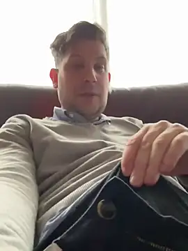 Snapshot of Taxidriver1988 chatting on 12.30.24 Taxidriver1988 online show from 12.30.24