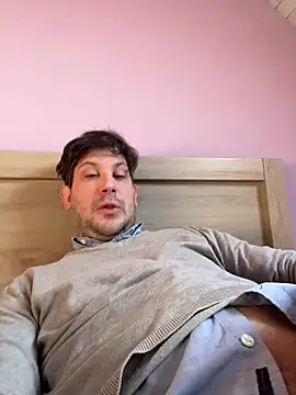 Snapshot of Taxidriver1988 chatting on 02.03.25 Taxidriver1988 online show from 02.03.25