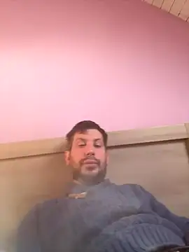 Snapshot of Taxidriver1988 chatting on 12.16.25 Taxidriver1988 online show from 12.16.25