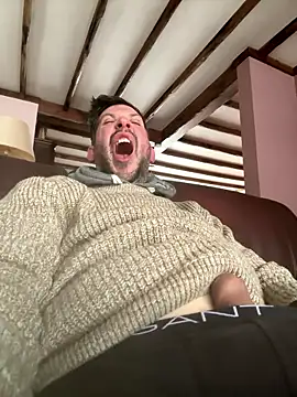 Snapshot of Taxidriver1988 chatting on 01.08.26 Taxidriver1988 online show from 01.08.26