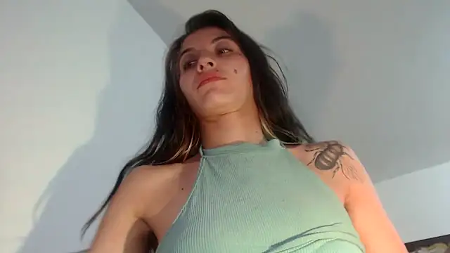 Snapshot of mariecam420 chatting on 12.25.24 mariecam420 online show from 12.25.24