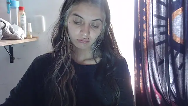 Snapshot of mariecam420 chatting on 01.13.25 mariecam420 online show from 01.13.25