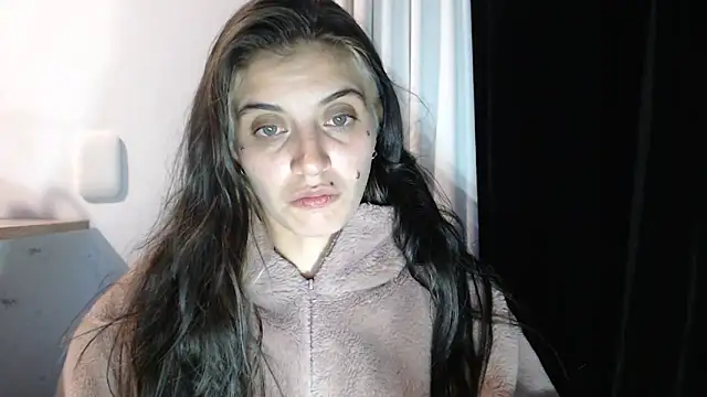 Snapshot of mariecam420 chatting on 01.16.25 mariecam420 online show from 01.16.25