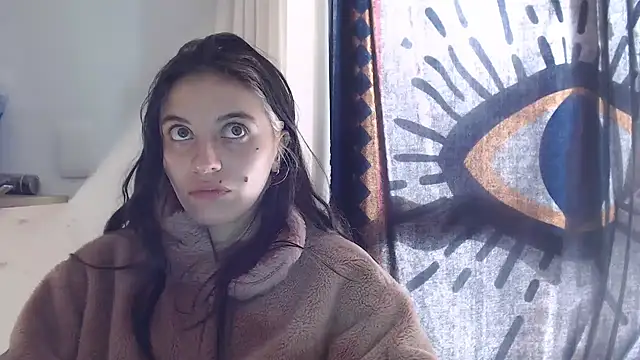 Snapshot of mariecam420 chatting on 01.19.25 mariecam420 online show from 01.19.25