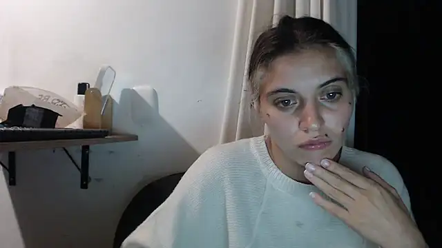 Snapshot of mariecam420 chatting on 02.11.25 mariecam420 online show from 02.11.25