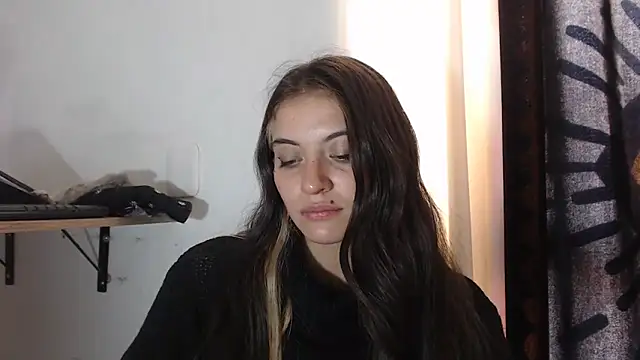 Snapshot of mariecam420 chatting on 02.12.25 mariecam420 online show from 02.12.25