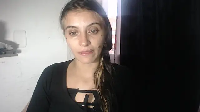 Snapshot of mariecam420 chatting on 02.20.25 mariecam420 online show from 02.20.25