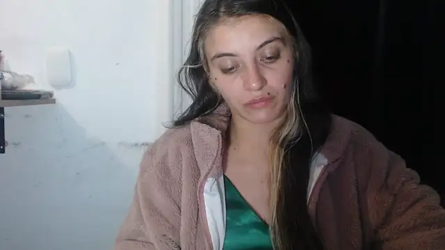 Snapshot of mariecam420 chatting on 02.27.25 mariecam420 online show from 02.27.25