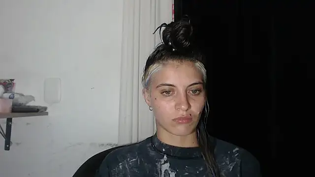 Snapshot of mariecam420 chatting on 02.28.25 mariecam420 online show from 02.28.25