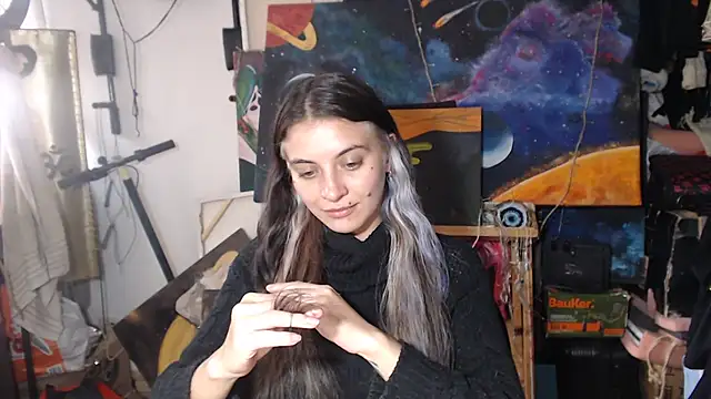 Snapshot of mariecam420 chatting on 03.10.25 mariecam420 online show from 03.10.25