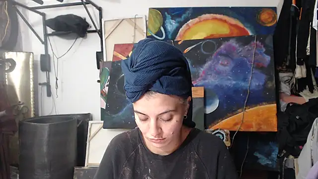 Snapshot of mariecam420 chatting on 03.12.25 mariecam420 online show from 03.12.25