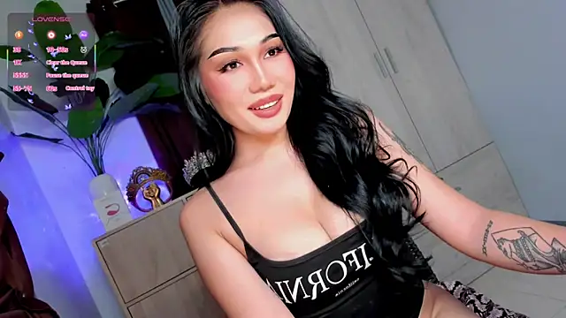 Icon1c LiLy online show from 05.10.26