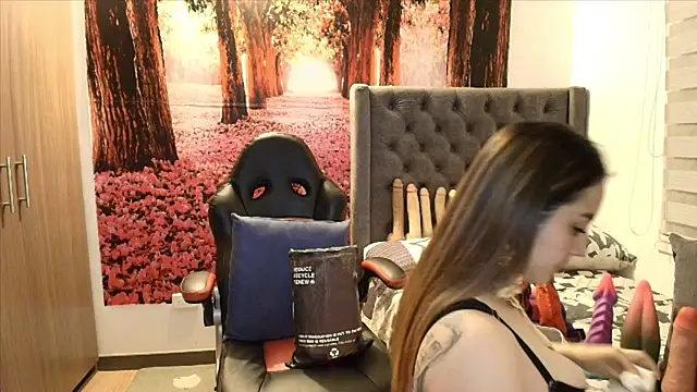 Snapshot of sofia23dirty chatting on 03.13.26 sofia23dirty online show from 03.13.26