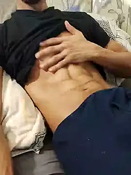 Snapshot of Kize69 chatting on 12.22.24 Kize69 online show from 12.22.24