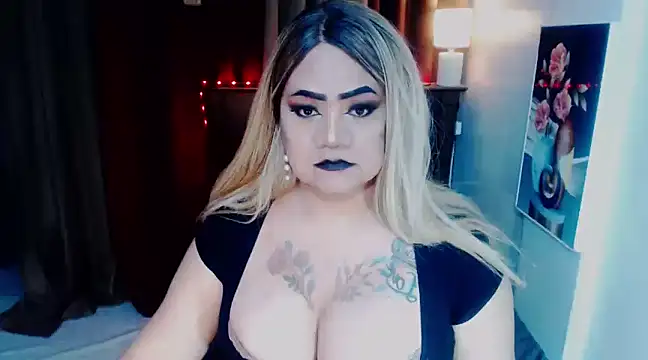 Snapshot of 69HornyDoLL6969 chatting on 02.19.25 69HornyDoLL6969 online show from 02.19.25