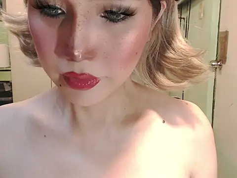 Ezradeliciosa online show from 05.24.26
