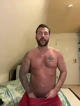 Snapshot of 2guysforu chatting on 02.22.25 2guysforu online show from 02.22.25