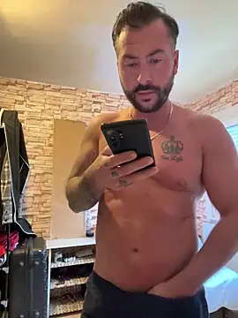 Snapshot of 2guysforu chatting on 03.16.25 2guysforu online show from 03.16.25