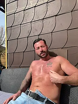 Snapshot of 2guysforu chatting on 03.21.25 2guysforu online show from 03.21.25