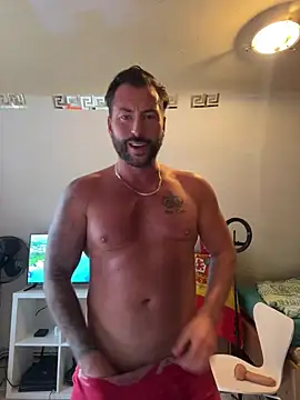 Snapshot of 2guysforu chatting on 03.22.25 2guysforu online show from 03.22.25