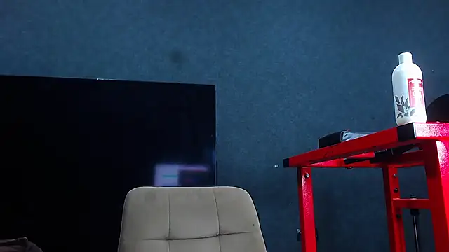 muscularjohnforuX online show from 05.10.26