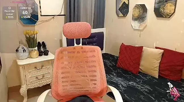 Snapshot of BedtimeMistress chatting on 12.09.24 BedtimeMistress online show from 12.09.24