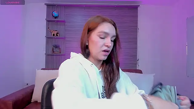 Snapshot of miataylorr1 chatting on 01.16.25 miataylorr1 online show from 01.16.25