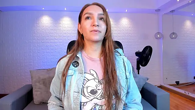 Snapshot of miataylorr1 chatting on 09.12.25 miataylorr1 online show from 09.12.25