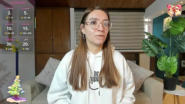 Snapshot of miataylorr1 chatting on 12.15.25 miataylorr1 online show from 12.15.25