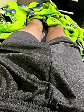 Snapshot of shiiank chatting on 11.17.25 shiiank online show from 11.17.25