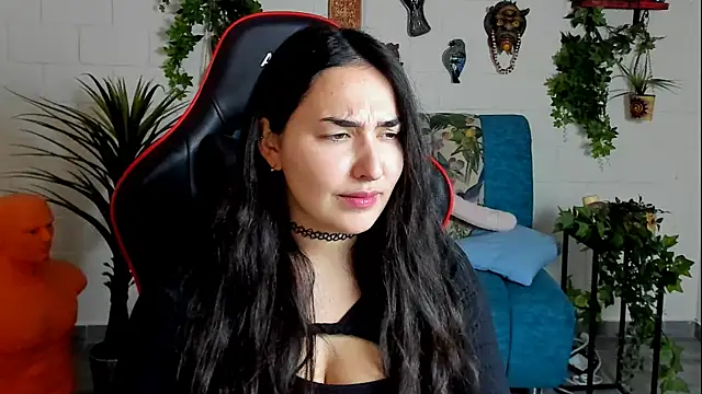 CeceliaJohnson online show from 01.25.25