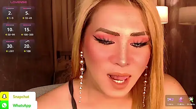 QUEEN GIAMOORE69 online show from 01.23.25