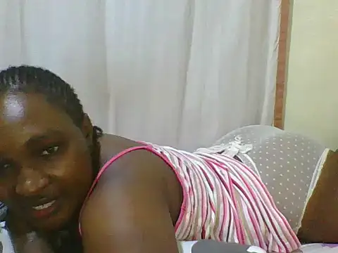 Snapshot of cute_lavenda chatting on 10.04.25 cute lavenda online show from 10.04.25