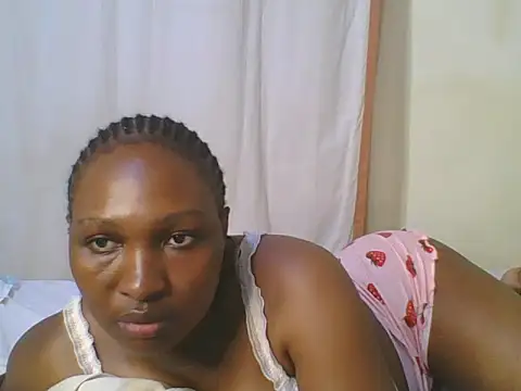 cute lavenda online show from 02.16.26