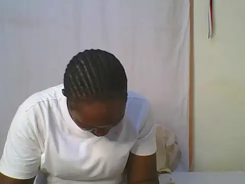 cute lavenda online show from 02.25.26