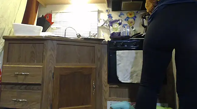 Snapshot of sexyinpantyhose chatting on 12.27.24 sexyinpantyhose online show from 12.27.24