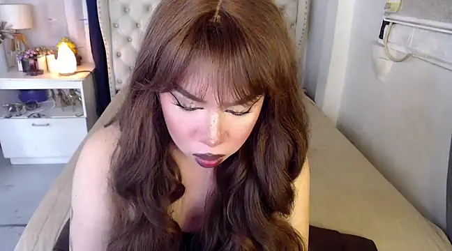 Snapshot of RebecaNextToYou chatting on 12.20.24 RebecaNextToYou online show from 12.20.24