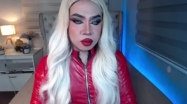 Snapshot of RebecaNextToYou chatting on 02.09.25 RebecaNextToYou online show from 02.09.25