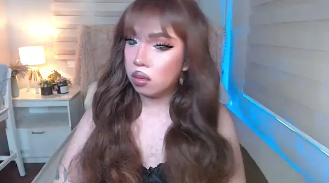 Snapshot of RebecaNextToYou chatting on 02.20.25 RebecaNextToYou online show from 02.20.25