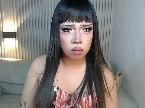 Snapshot of RebecaNextToYou chatting on 11.27.25 RebecaNextToYou online show from 11.27.25