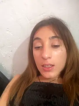 Snapshot of andreahhill chatting on 11.03.25 andreahhill online show from 11.03.25