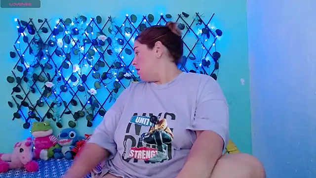 Snapshot of veronica_bbw21 chatting on 01.10.25 veronica bbw21 online show from 01.10.25