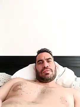 Snapshot of javiermarval83 chatting on 01.30.25 javiermarval83 online show from 01.30.25