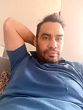 Snapshot of javiermarval83 chatting on 02.01.25 javiermarval83 online show from 02.01.25