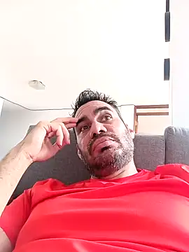 Snapshot of javiermarval83 chatting on 02.01.25 javiermarval83 online show from 02.01.25