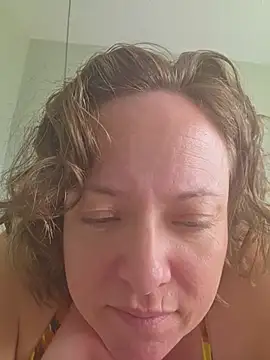 julimonroe online show from 07.06.26