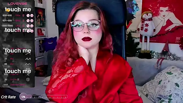 Snapshot of StellaMilla chatting on 01.02.25 StellaMilla online show from 01.02.25