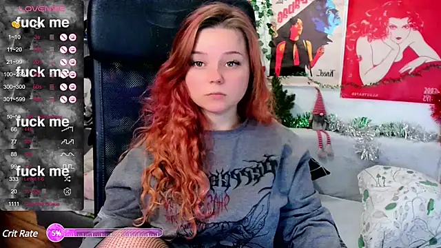 Snapshot of StellaMilla chatting on 01.06.25 StellaMilla online show from 01.06.25